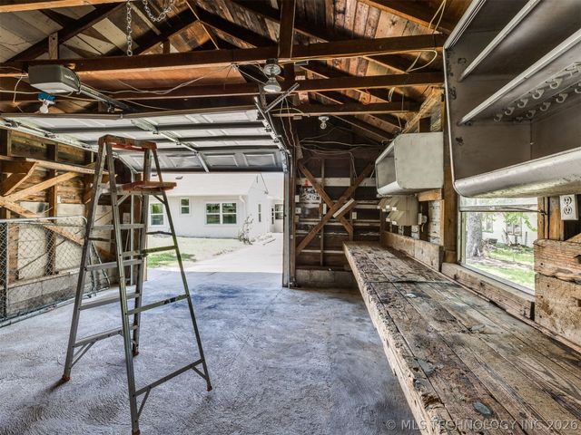 3130 W 58th Street, Tulsa, OK 74107