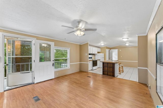 300 HUNTSVILLE AVENUE, Trussville, AL 35173