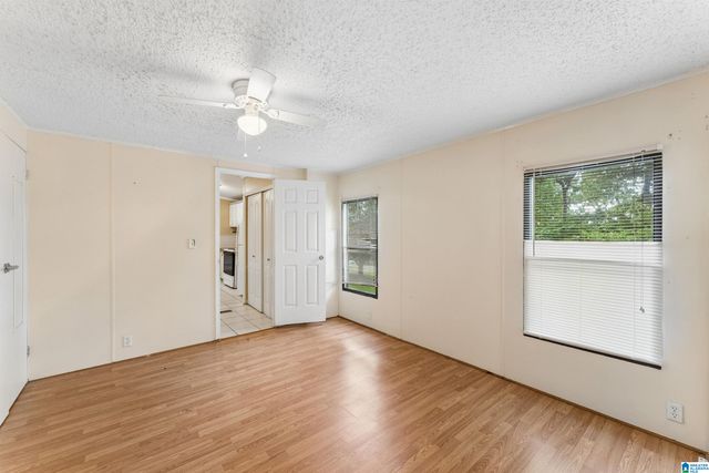 300 HUNTSVILLE AVENUE, Trussville, AL 35173