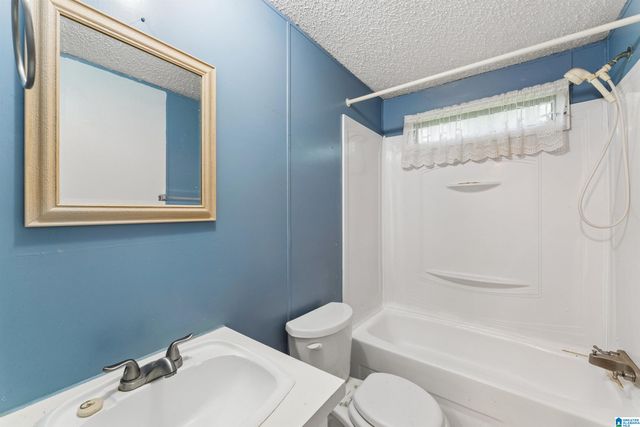 300 HUNTSVILLE AVENUE, Trussville, AL 35173