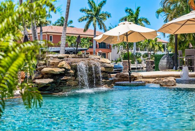 2325 NE 27th Street, Lighthouse Point, FL 33064