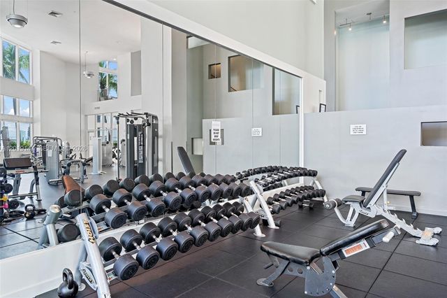 1900 N Bayshore Dr 2204, Miami, FL 33132