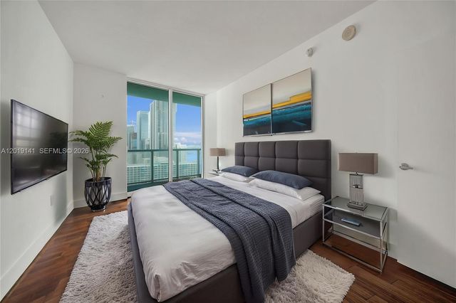 1900 N Bayshore Dr 2204, Miami, FL 33132