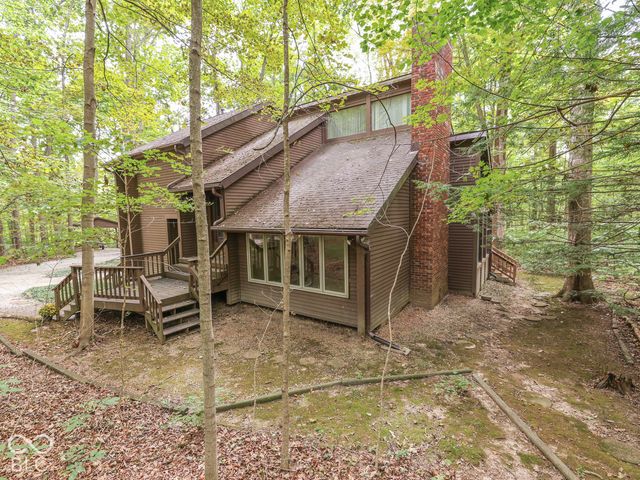 37 Al Mar Court, Bargersville, IN 46106
