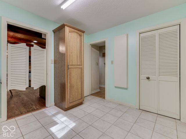 37 Al Mar Court, Bargersville, IN 46106