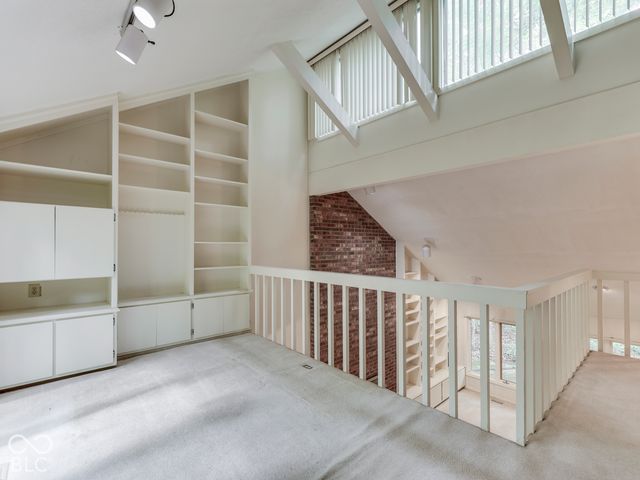 37 Al Mar Court, Bargersville, IN 46106