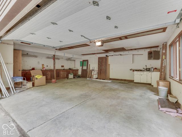 37 Al Mar Court, Bargersville, IN 46106