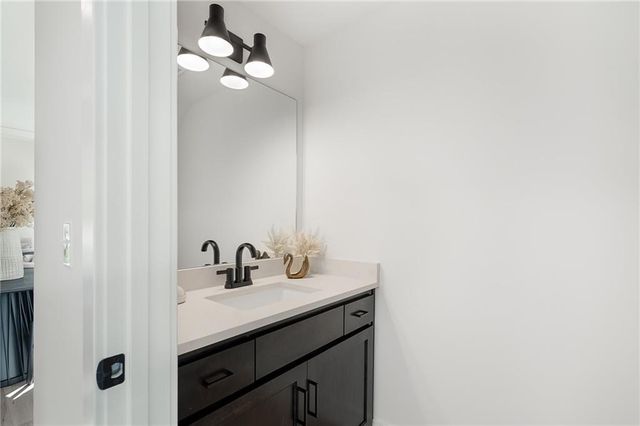 9605 Red Oak Drive, Lenexa, KS 66219