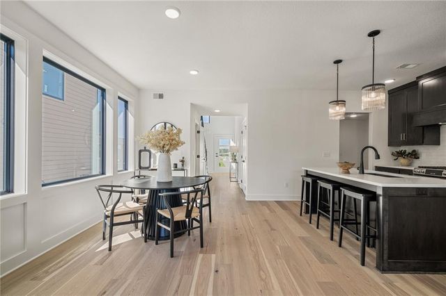 9605 Red Oak Drive, Lenexa, KS 66219