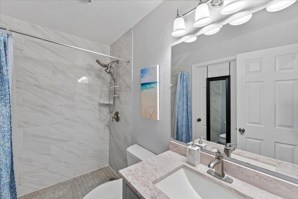 Image 10 of property listing at 5696 MAKATI Circle D, San Jose, CA 95123