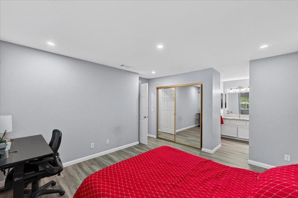 Image 15 of property listing at 5696 MAKATI Circle D, San Jose, CA 95123