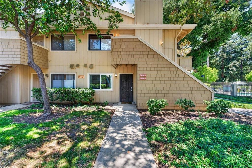 Image 20 of property listing at 5696 MAKATI Circle D, San Jose, CA 95123