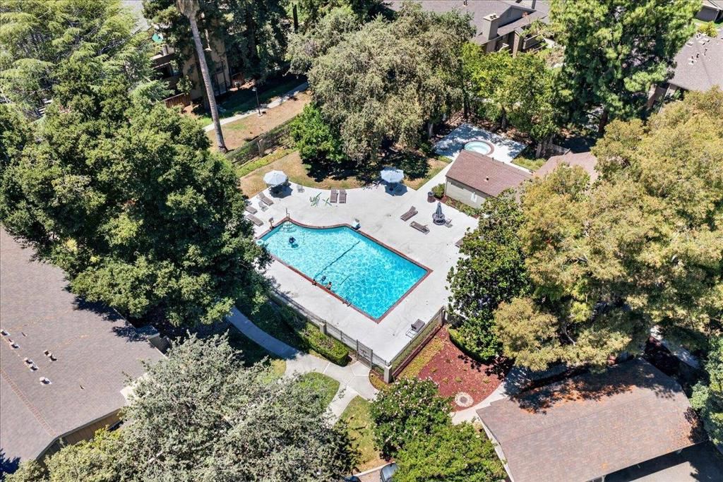 Image 22 of property listing at 5696 MAKATI Circle D, San Jose, CA 95123