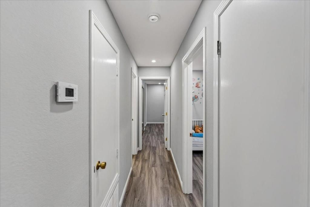 Image 8 of property listing at 5696 MAKATI Circle D, San Jose, CA 95123