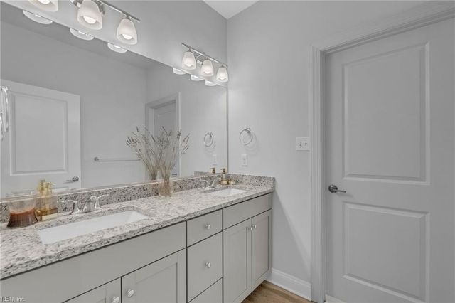 1515 Waltham LN, Newport News, VA 23608