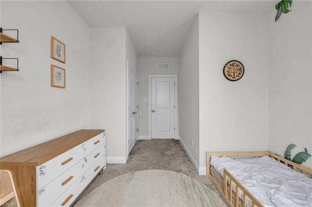 1515 Waltham LN, Newport News, VA 23608