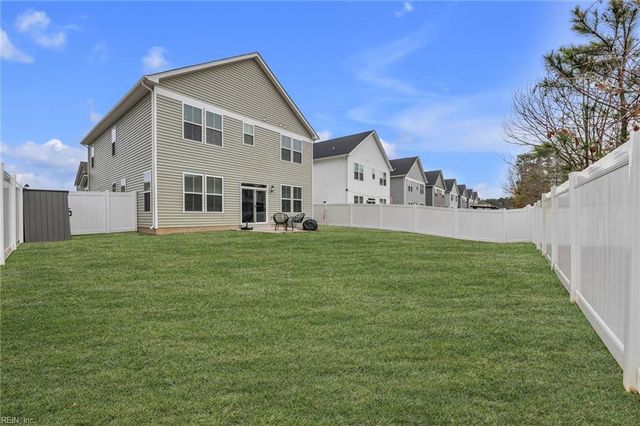 1515 Waltham LN, Newport News, VA 23608