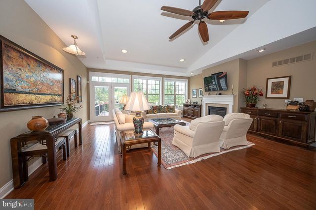 30 MEADOW VIEW LN, Malvern, PA 19355