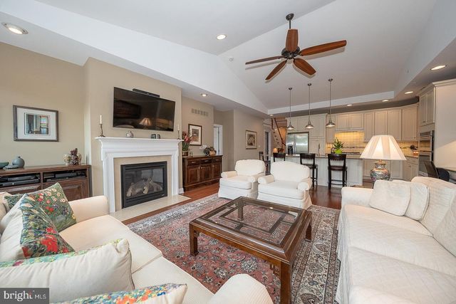 30 MEADOW VIEW LN, Malvern, PA 19355