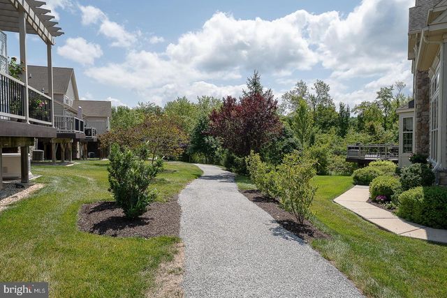 30 MEADOW VIEW LN, Malvern, PA 19355