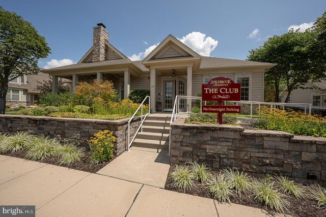 30 MEADOW VIEW LN, Malvern, PA 19355