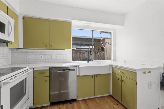 1809 Coronado Hills DR 10, Austin, TX 78752