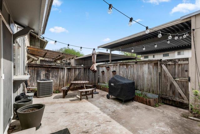 1809 Coronado Hills DR 10, Austin, TX 78752
