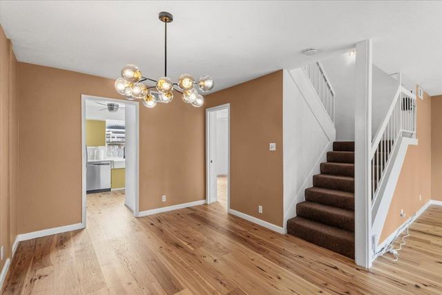 1809 Coronado Hills DR 10, Austin, TX 78752