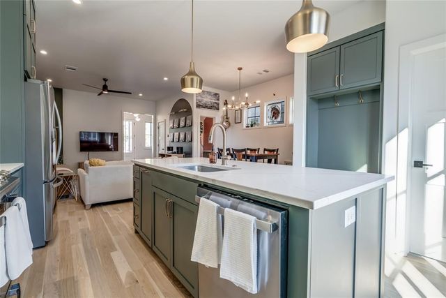 1052 SW 16th Street, Oklahoma City, OK 73108