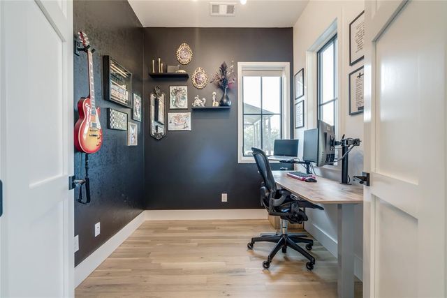 1052 SW 16th Street, Oklahoma City, OK 73108