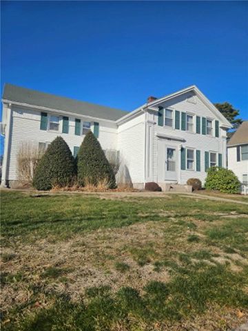 43 Beach Street, Westerly, RI 02891