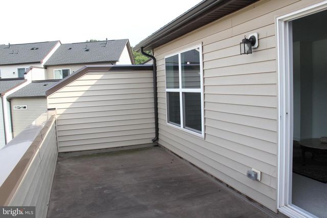 4975 LONGMIRE WAY, Chantilly, VA 20151