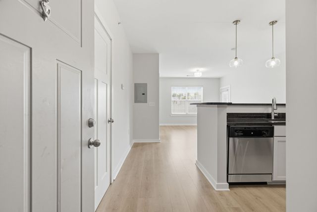 2197 Nolensville Pike Apt 208, Nashville, TN 37211