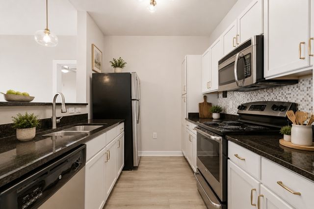 2197 Nolensville Pike Apt 208, Nashville, TN 37211