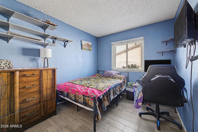 5142 W JOAN DE ARC Avenue, Glendale, AZ 85304
