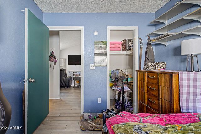 5142 W JOAN DE ARC Avenue, Glendale, AZ 85304
