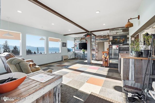 725 Sterling Highway, Homer, AK 99603