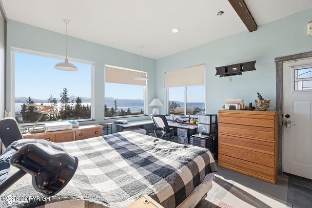 725 Sterling Highway, Homer, AK 99603