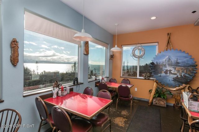 725 Sterling Highway, Homer, AK 99603