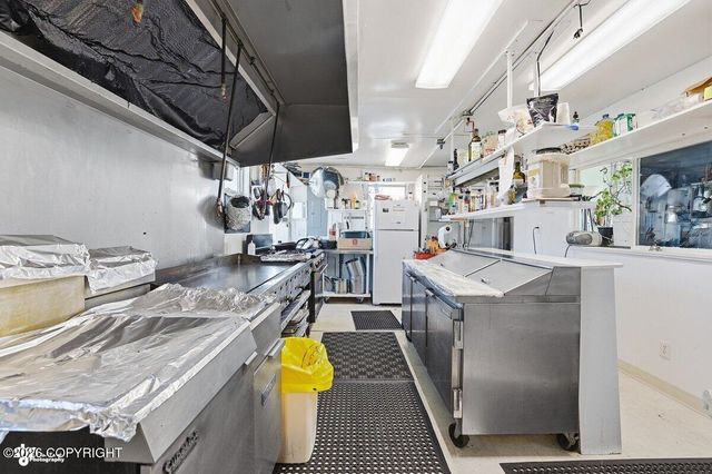 725 Sterling Highway, Homer, AK 99603