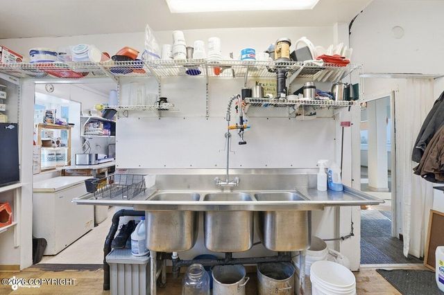 725 Sterling Highway, Homer, AK 99603