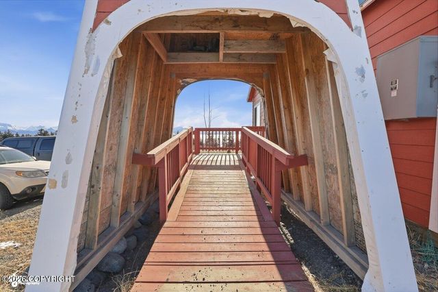 725 Sterling Highway, Homer, AK 99603