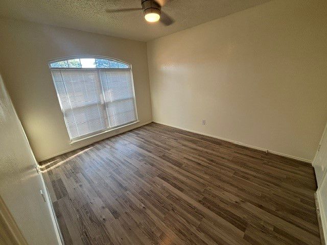8728 Elbe Trail, Fort Worth, TX 76118