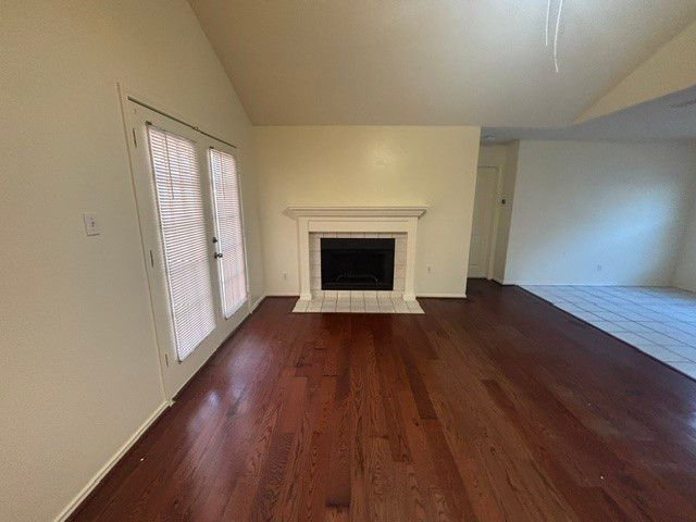 8728 Elbe Trail, Fort Worth, TX 76118