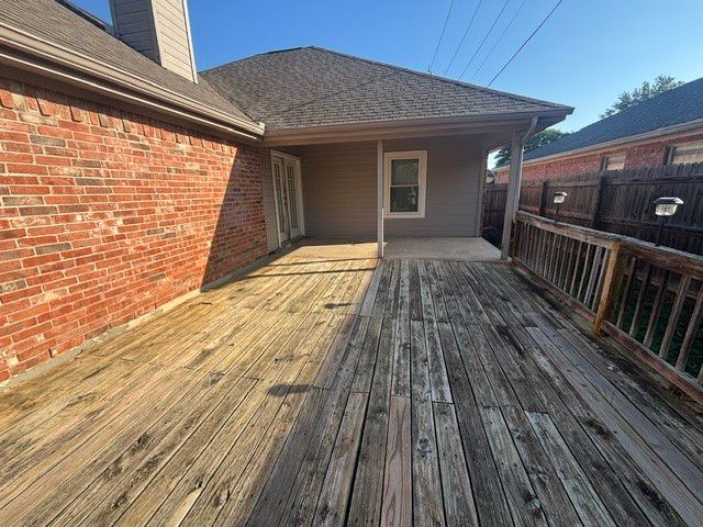 8728 Elbe Trail, Fort Worth, TX 76118