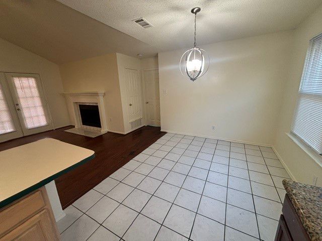 8728 Elbe Trail, Fort Worth, TX 76118