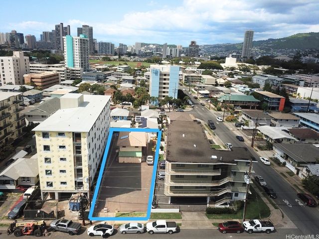 750 Makaleka Avenue, Honolulu, HI 96816