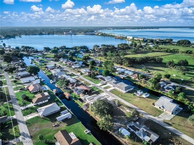 1115 Kerry Drive, Sebring, FL 33870