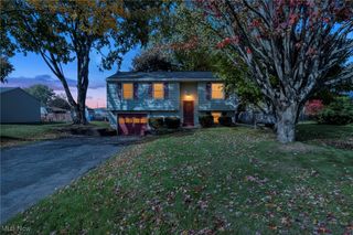 273 Atwood Street NW, Champion, OH 44483