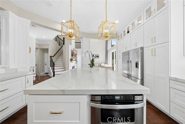 6 Coffeeberry Court, Laguna Hills, CA 92679